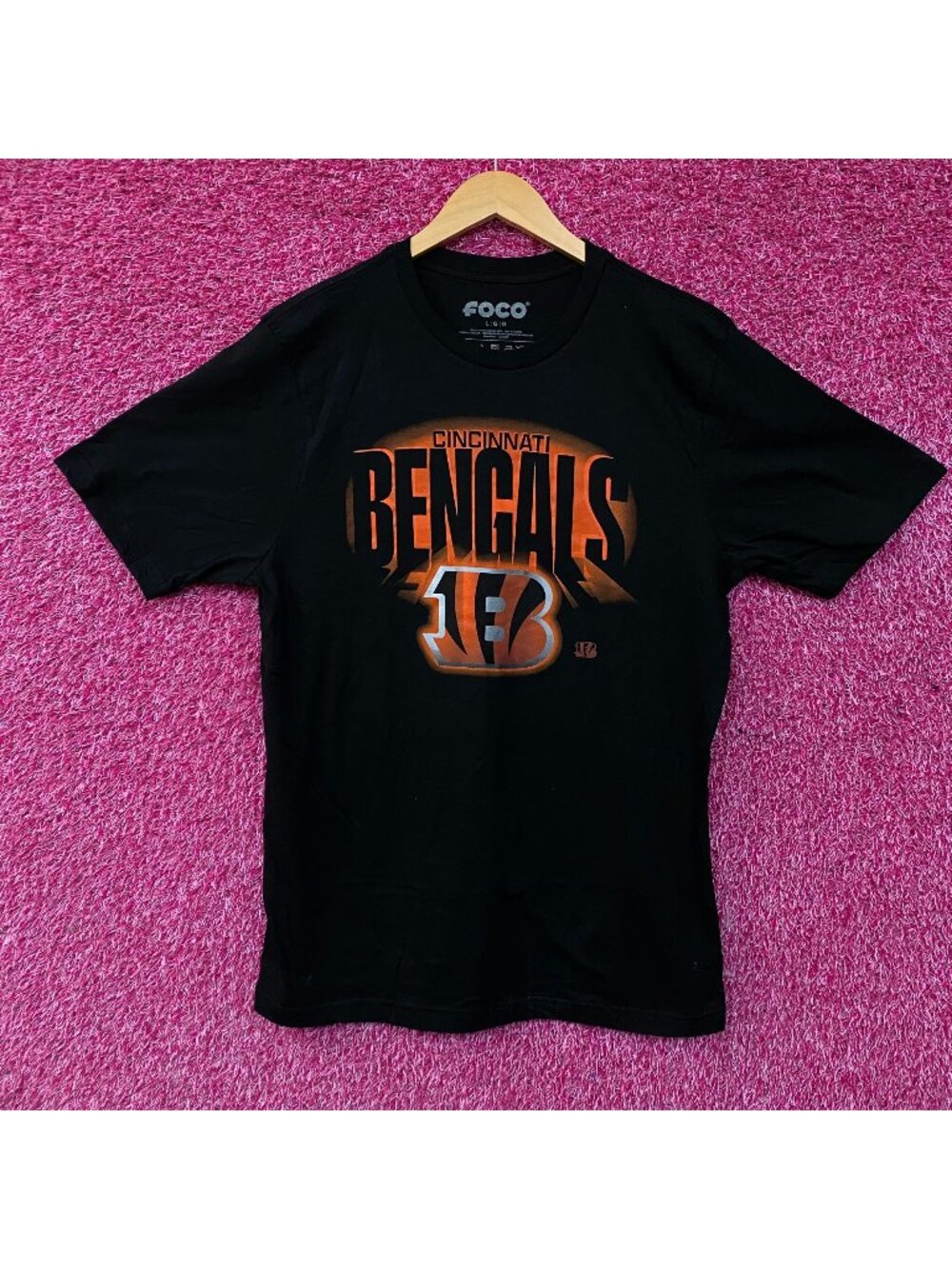 FOCO NFL Cincinnati Bengals Team Logo Graphic T-Shirt Large